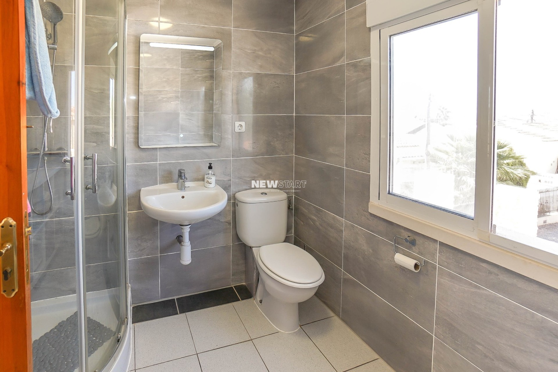 Resale - Detached - La Marina - Urb. La Marina