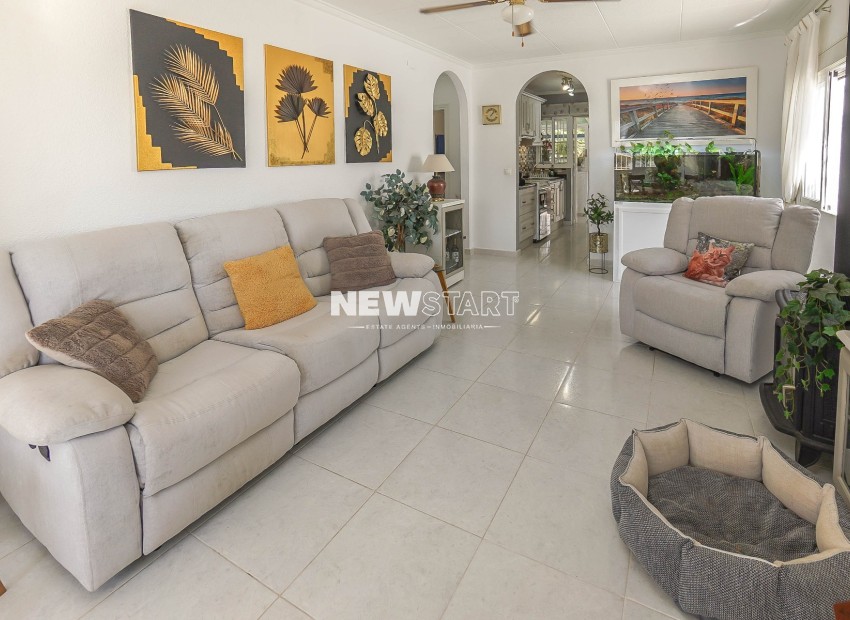 Resale - Detached - La Marina - Urb. La Marina