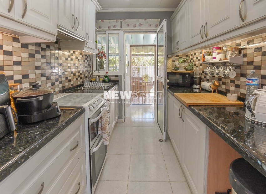 Resale - Detached - La Marina - Urb. La Marina