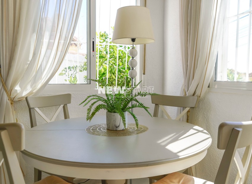 Resale - Detached - La Marina - Urb. La Marina