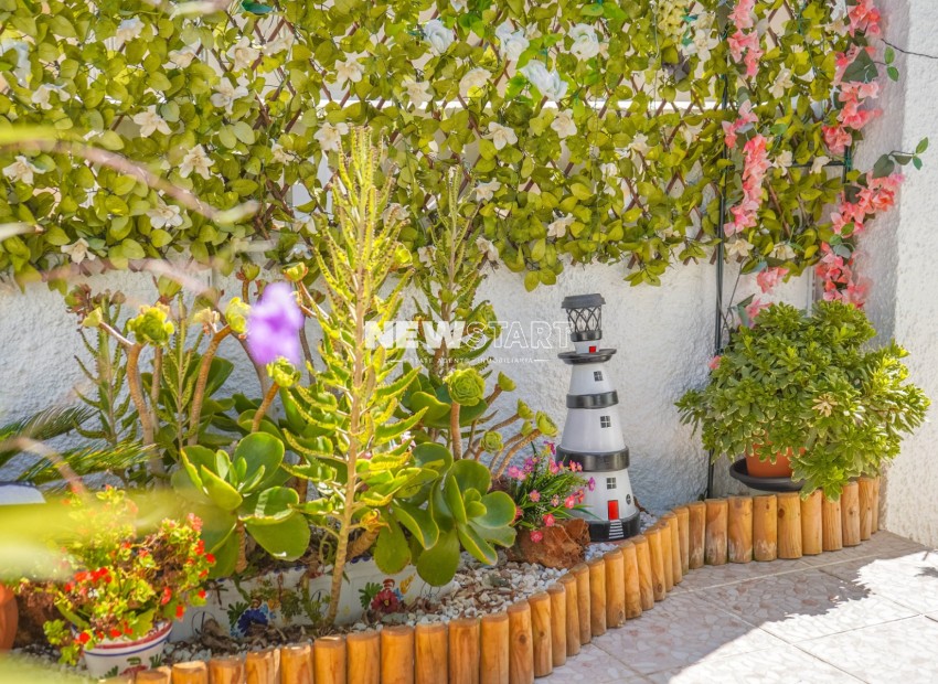 Resale - Detached - La Marina - Urb. La Marina