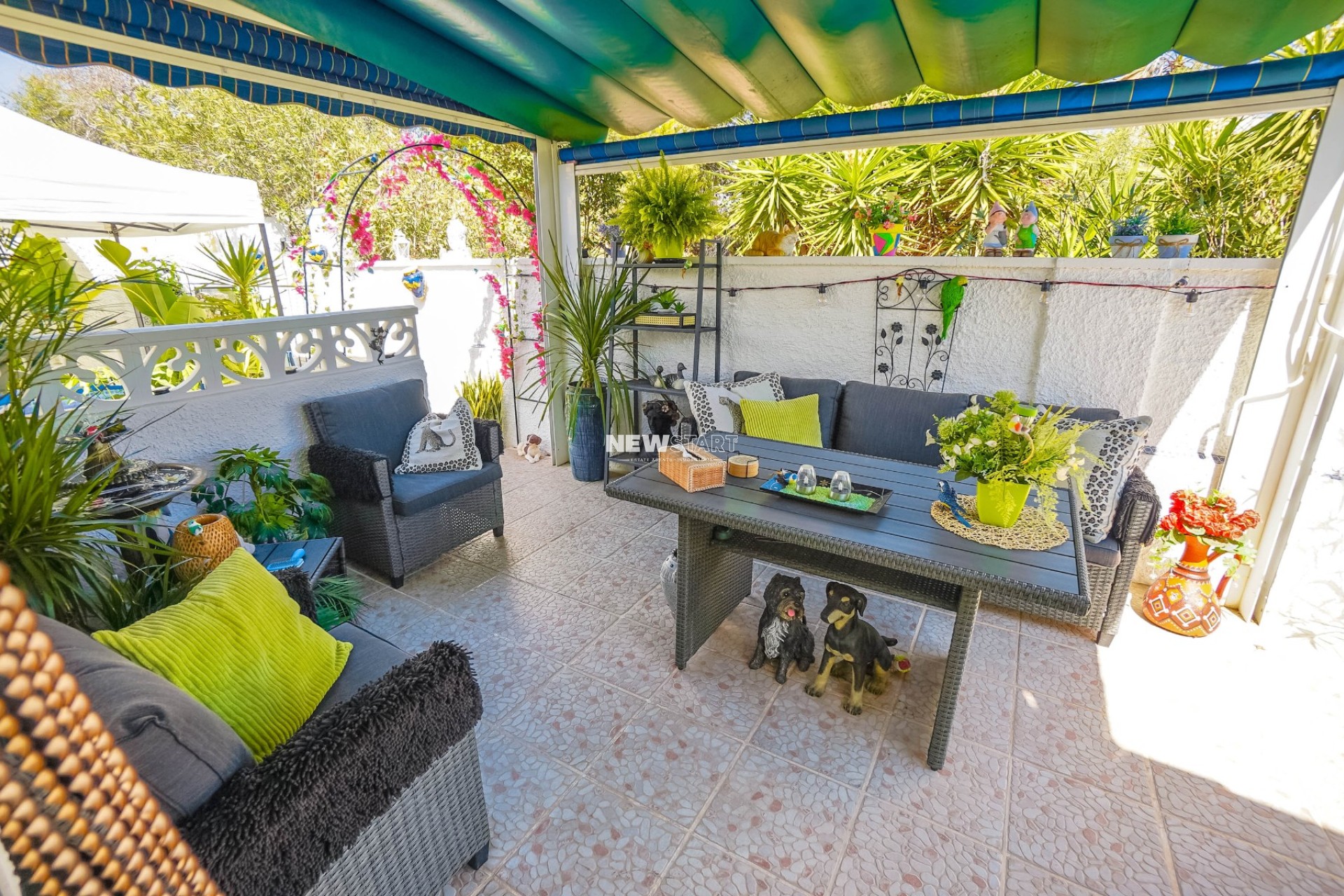 Resale - Detached - La Marina - Urb. La Marina