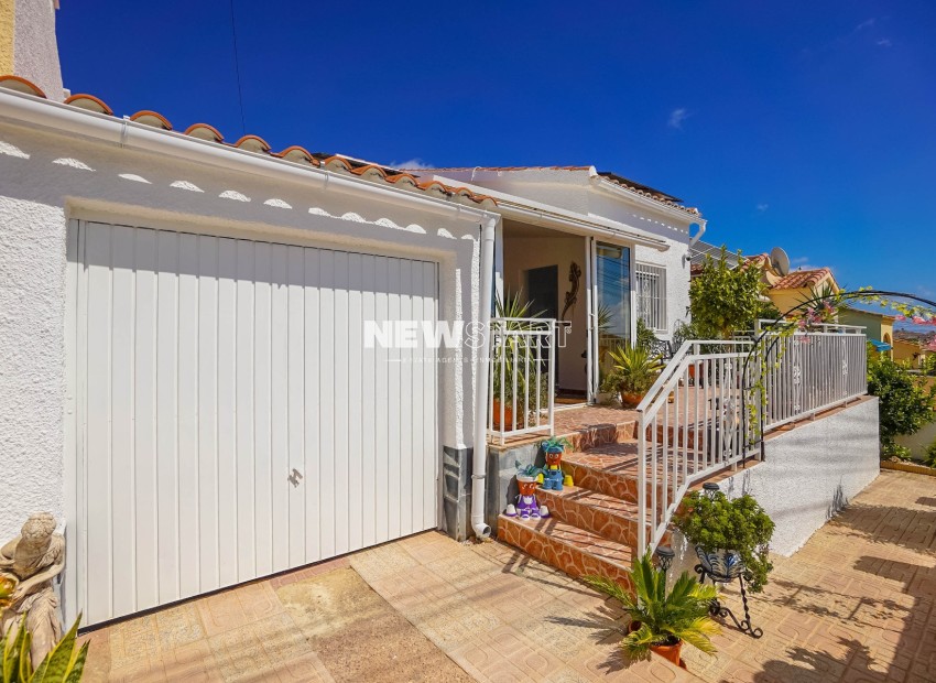 Resale - Detached - La Marina - Urb. La Marina