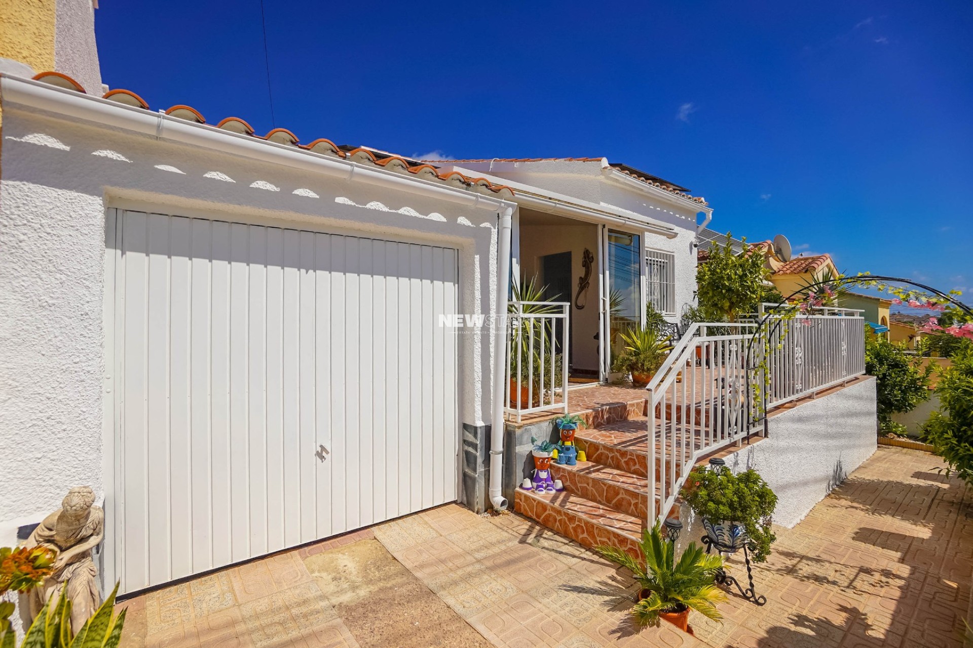 Resale - Detached - La Marina - Urb. La Marina