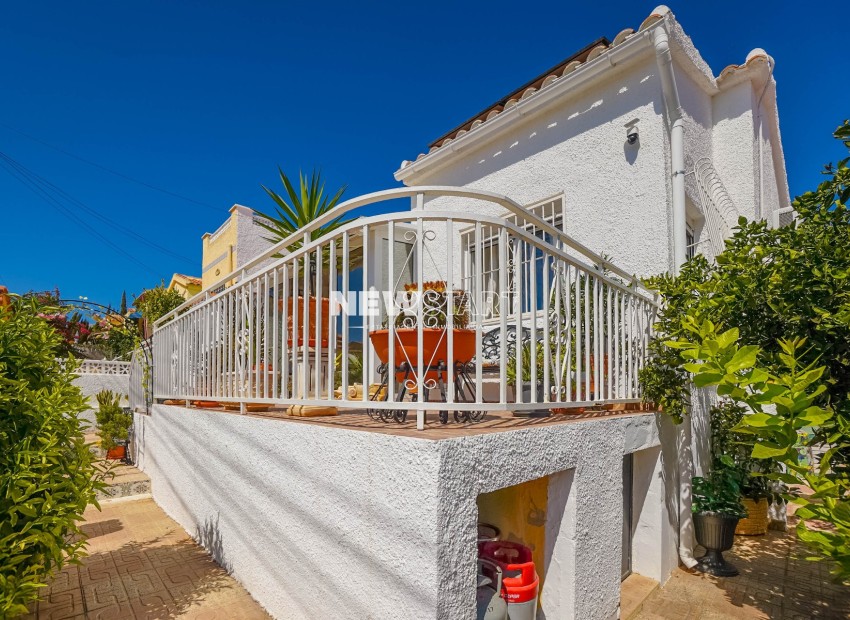 Resale - Detached - La Marina - Urb. La Marina