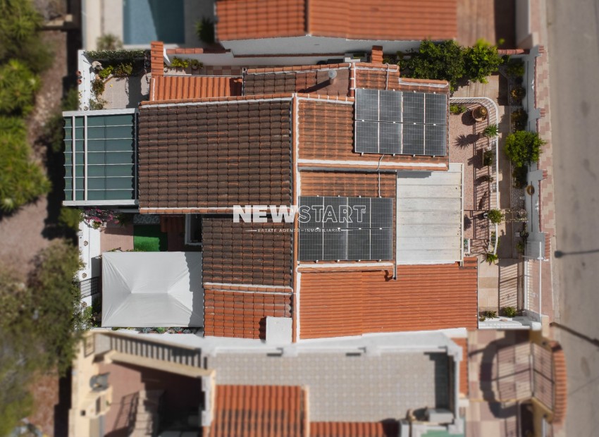 Resale - Detached - La Marina - Urb. La Marina