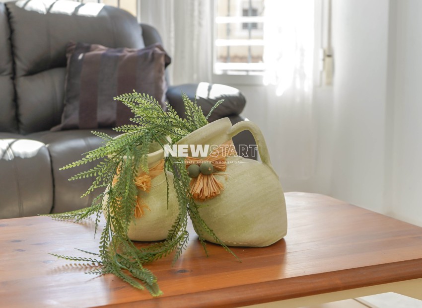 Resale - Detached - La Marina - Urb. La Marina