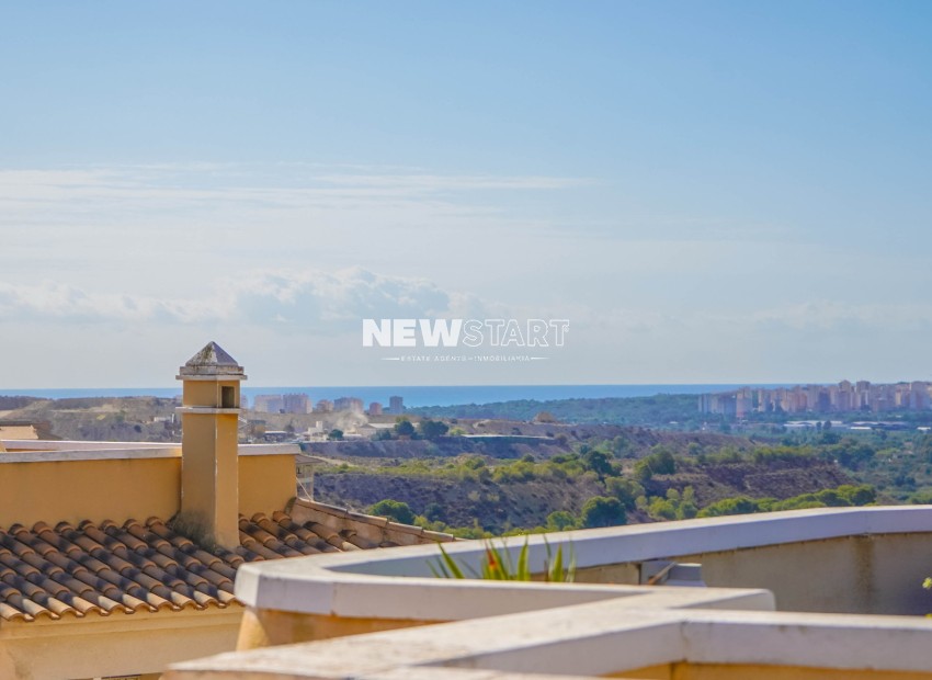 Resale - Detached - La Marina - Urb. La Marina