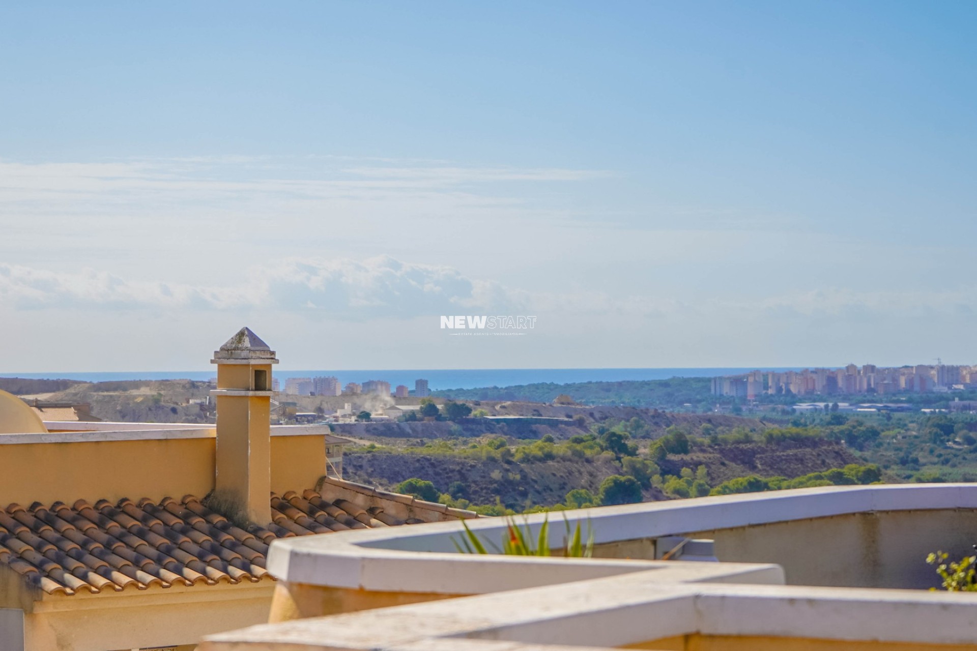 Resale - Detached - La Marina - Urb. La Marina