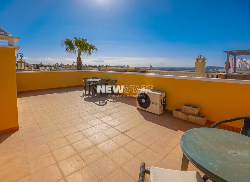 Resale - Detached - La Marina - Urb. La Marina