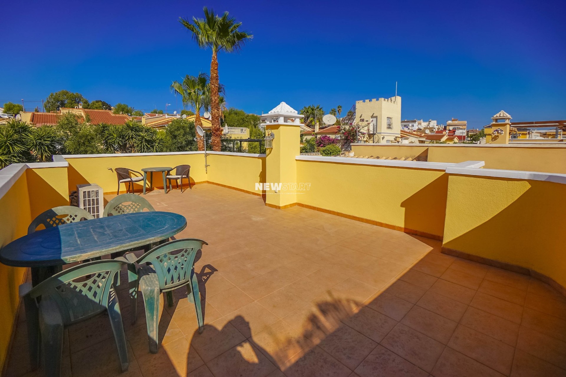 Resale - Detached - La Marina - Urb. La Marina