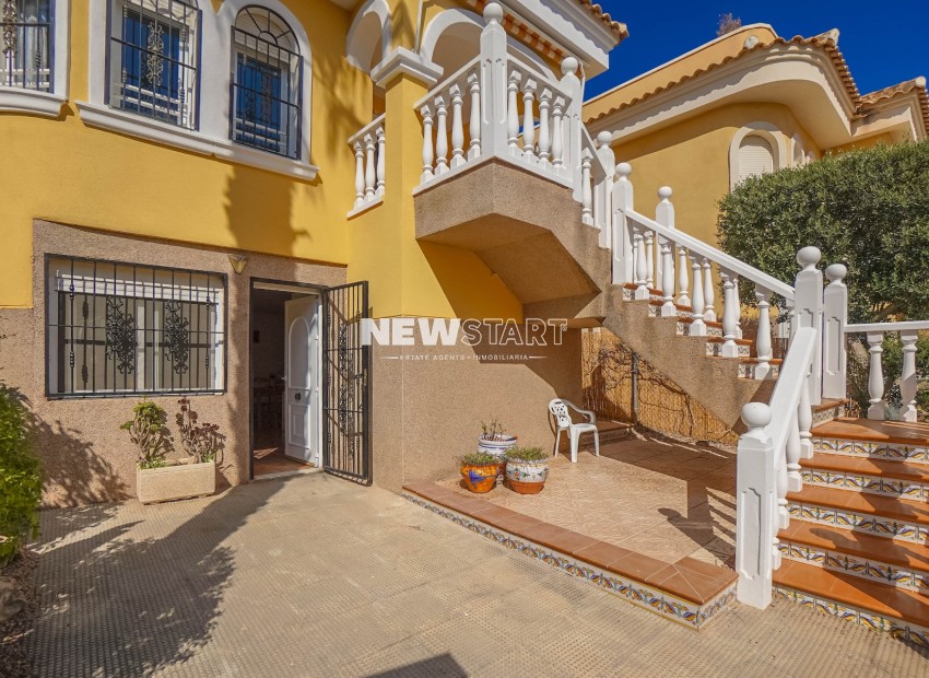 Resale - Detached - La Marina - Urb. La Marina