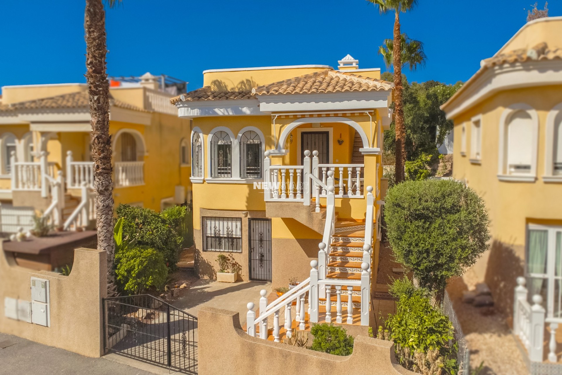 Resale - Detached - La Marina - Urb. La Marina