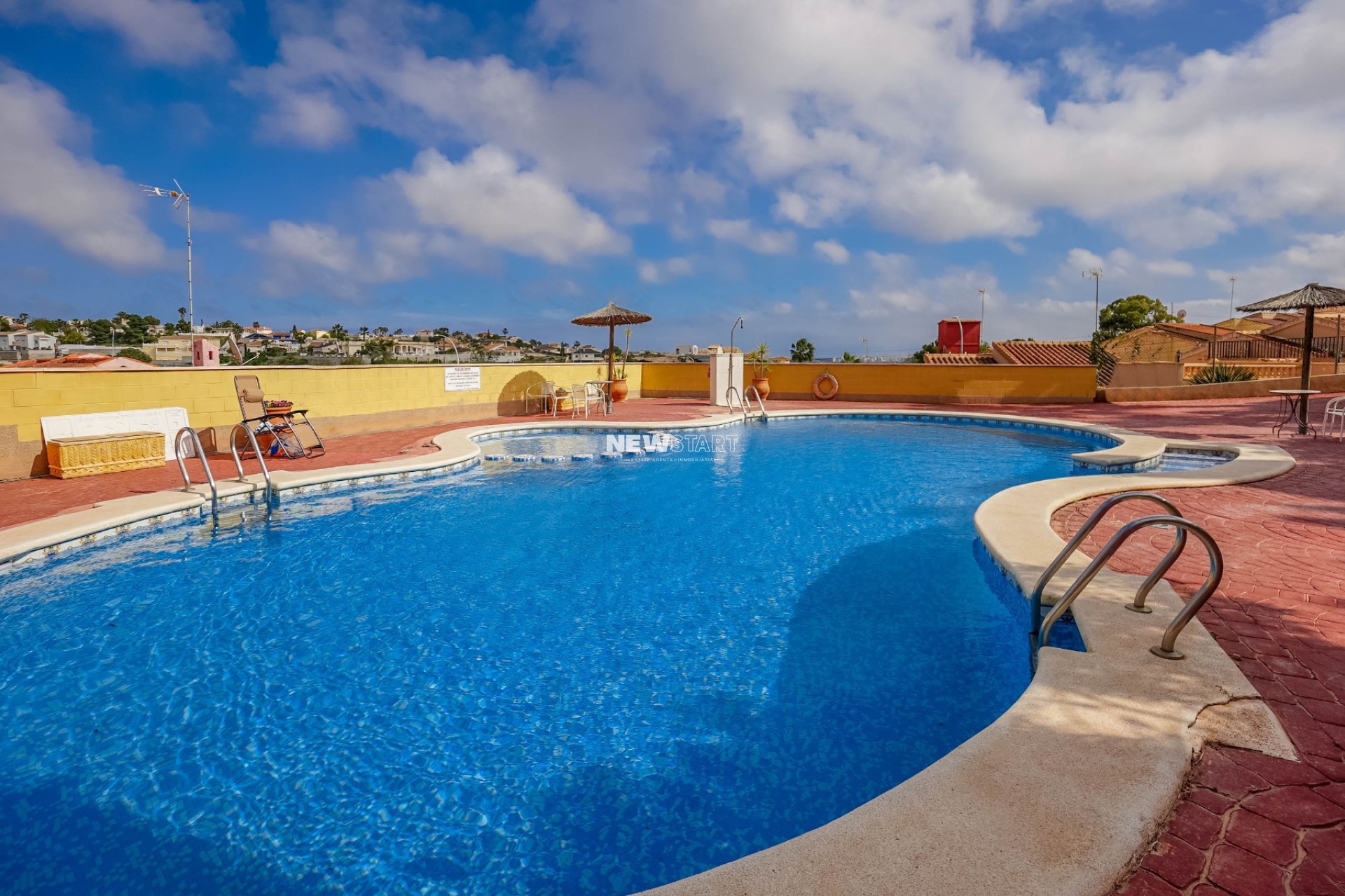 Resale - Detached - La Marina - Urb. La Marina