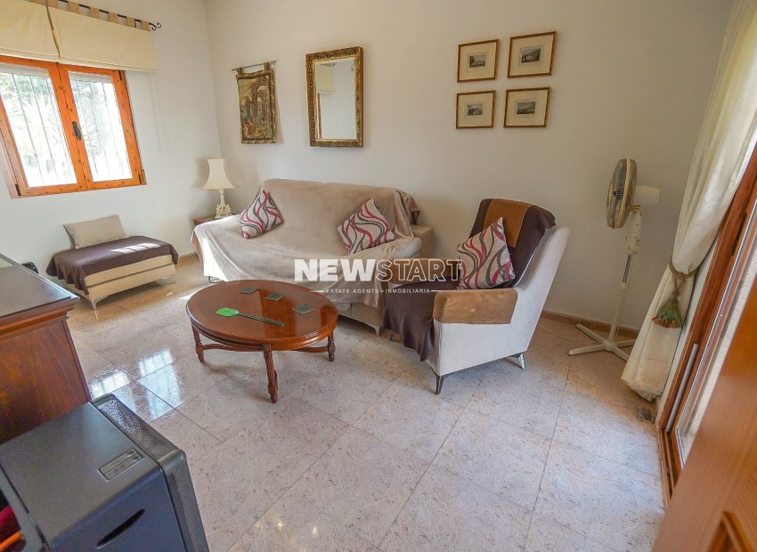 Resale - Detached - La Marina - Urb. La Marina