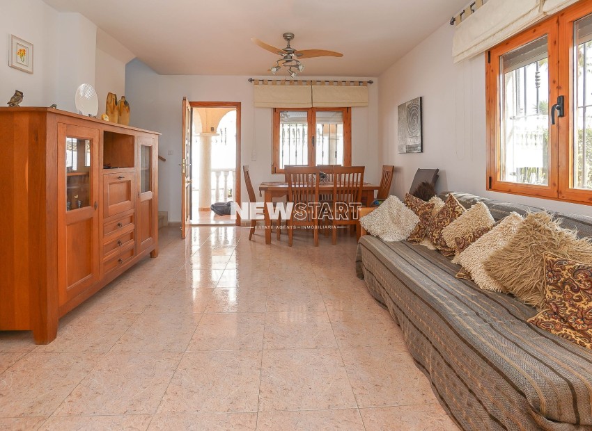 Resale - Detached - La Marina - Urb. La Marina