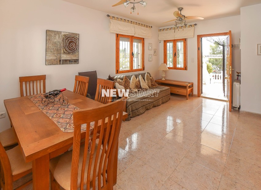 Resale - Detached - La Marina - Urb. La Marina