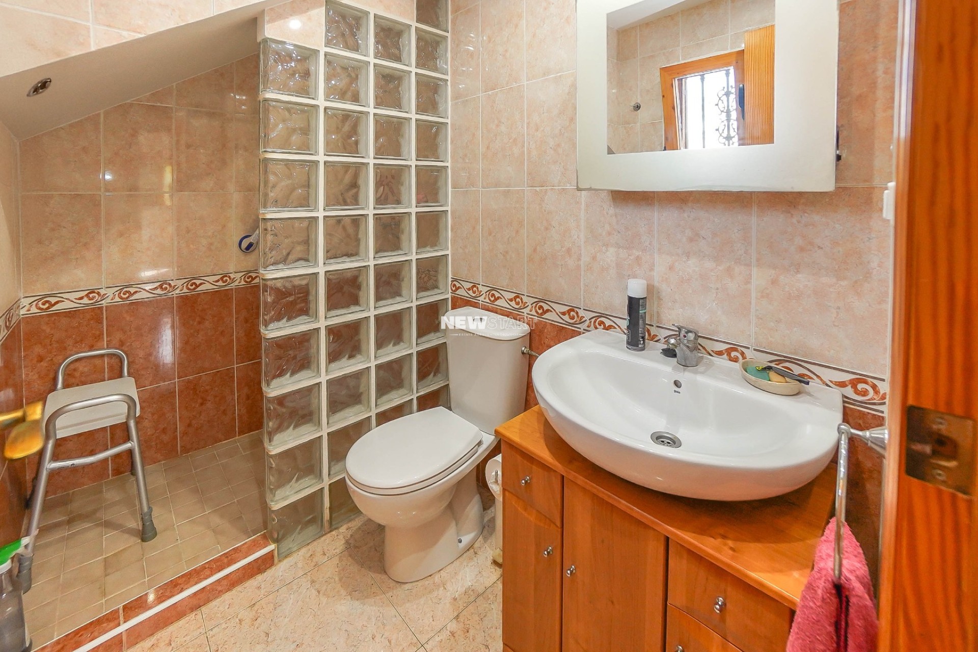 Resale - Detached - La Marina - Urb. La Marina