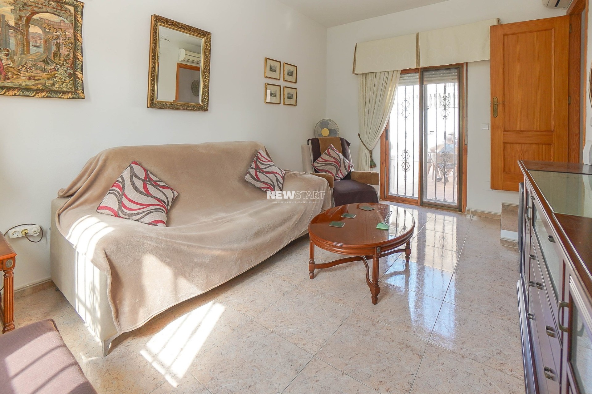 Resale - Detached - La Marina - Urb. La Marina