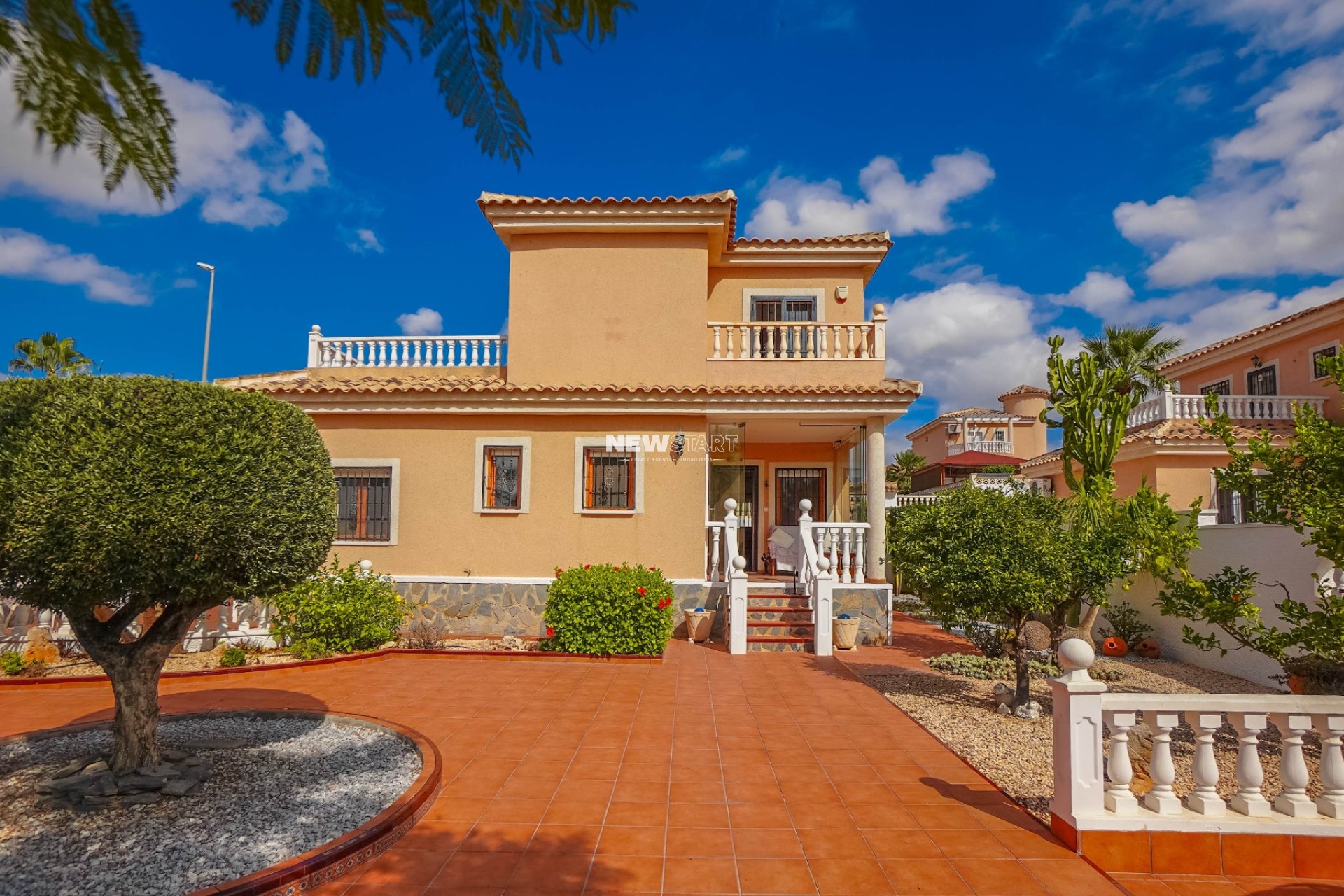 Resale - Detached - La Marina - Urb. La Marina