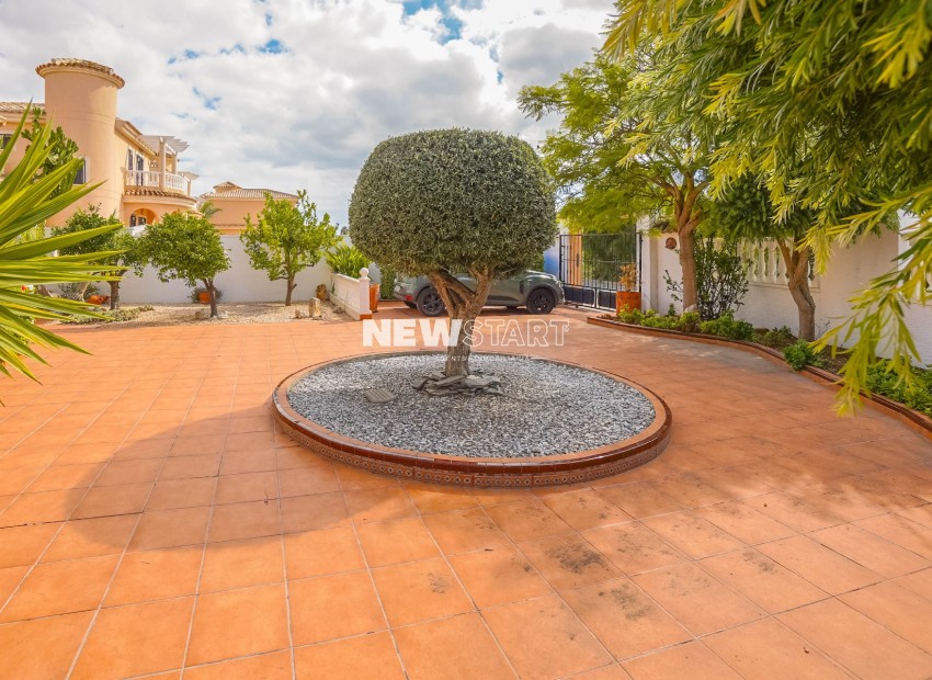 Resale - Detached - La Marina - Urb. La Marina