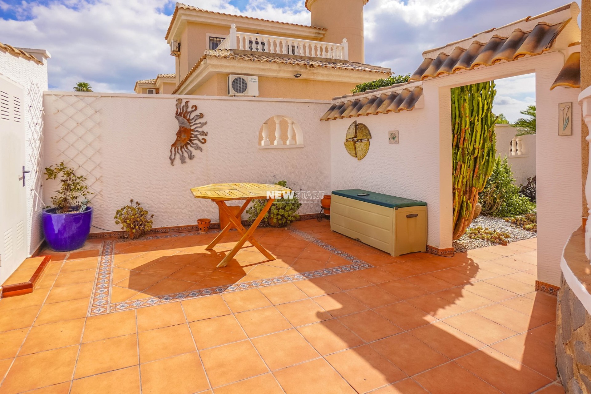 Resale - Detached - La Marina - Urb. La Marina