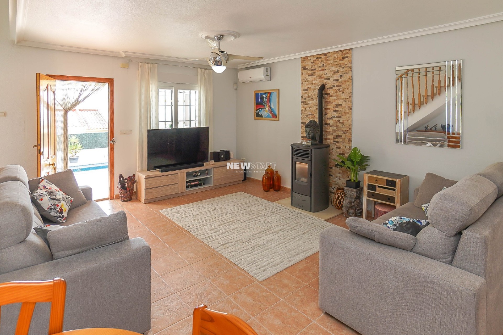 Resale - Detached - La Marina - Urb. La Marina