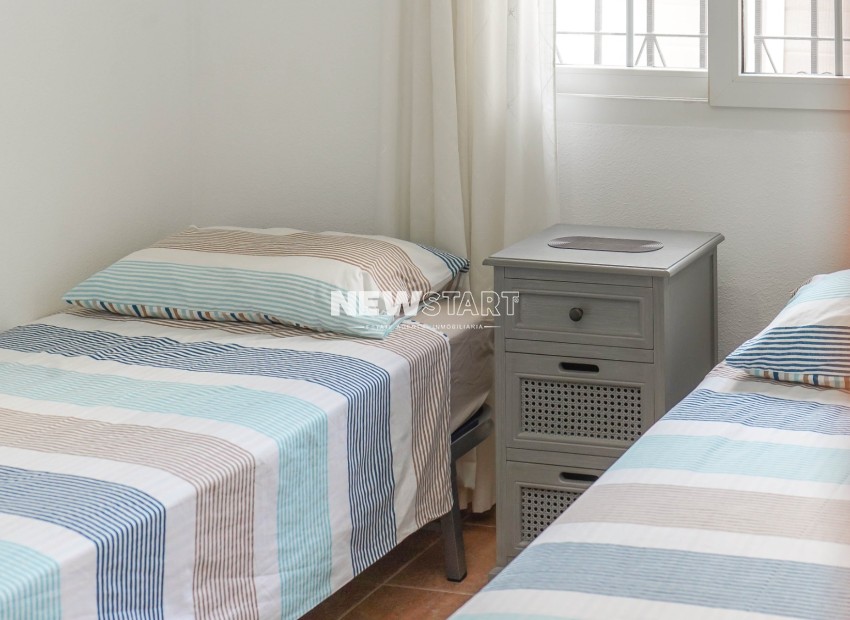 Resale - Detached - La Marina - Urb. La Marina