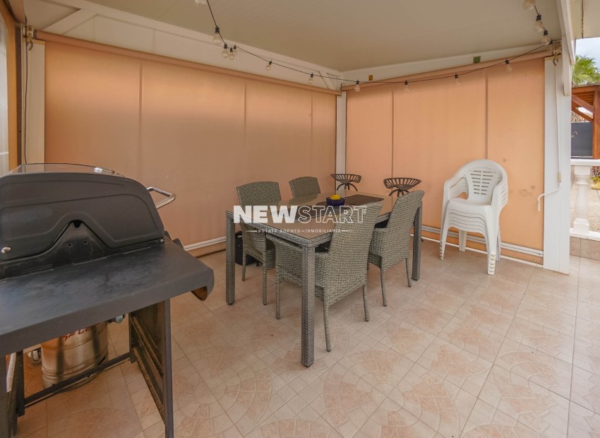 Resale - Detached - La Marina - Urb. La Marina