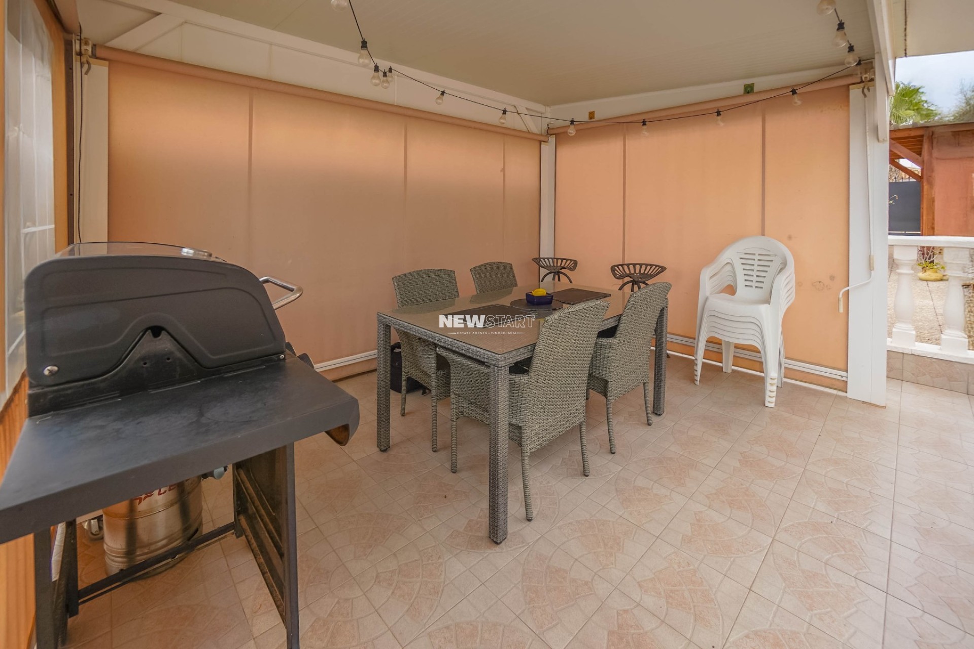 Resale - Detached - La Marina - Urb. La Marina