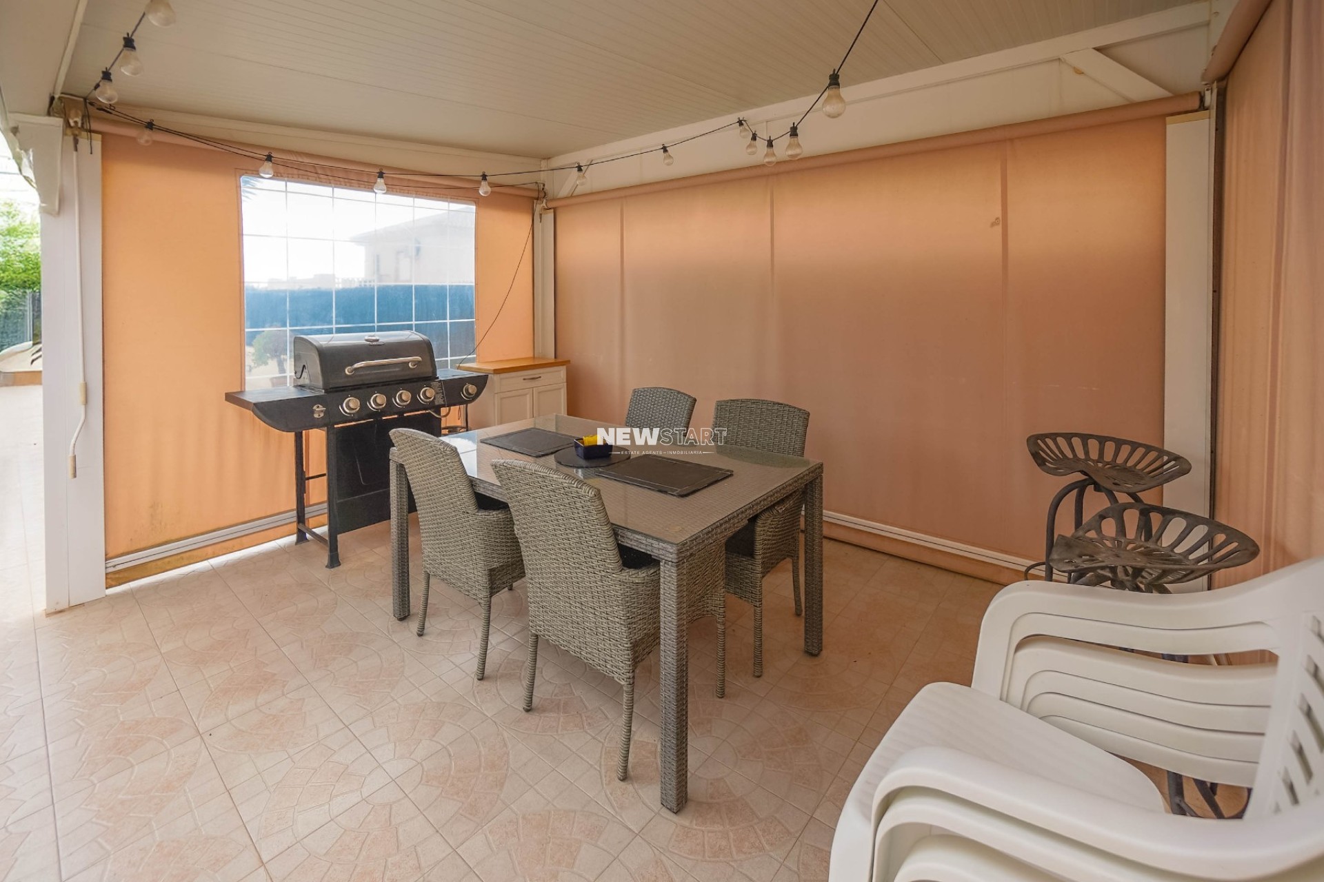 Resale - Detached - La Marina - Urb. La Marina