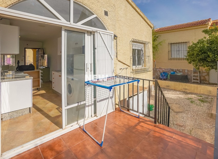 Resale - Detached - La Marina - Urb. La Marina