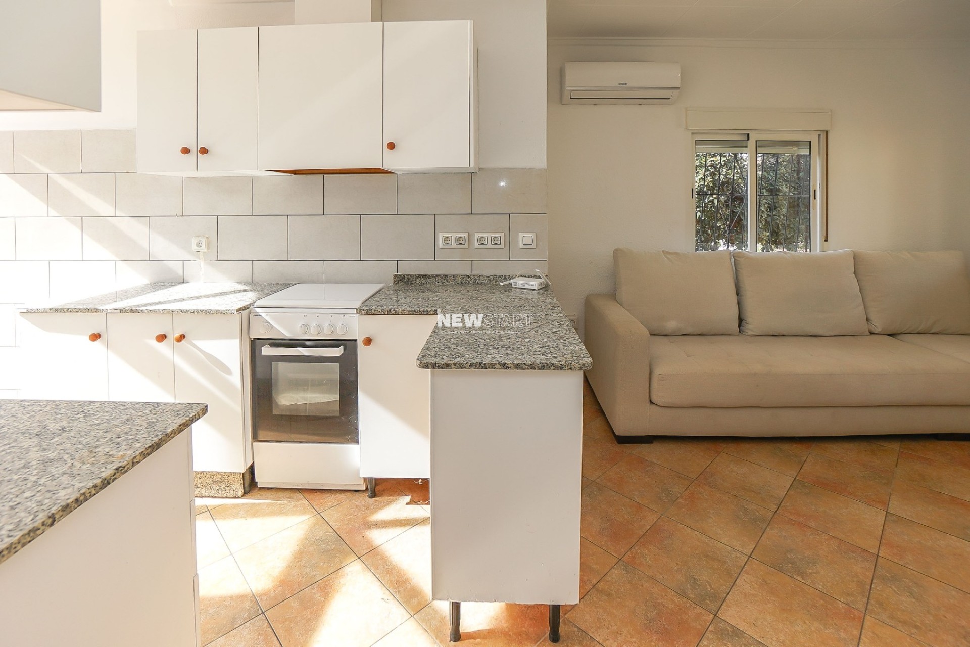 Resale - Detached - La Marina - Urb. La Marina