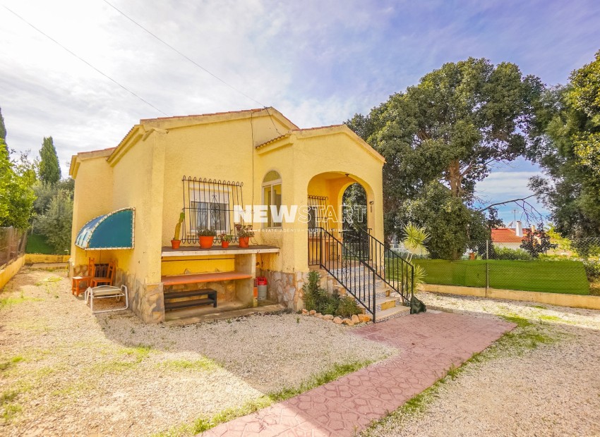 Resale - Detached - La Marina - Urb. La Marina