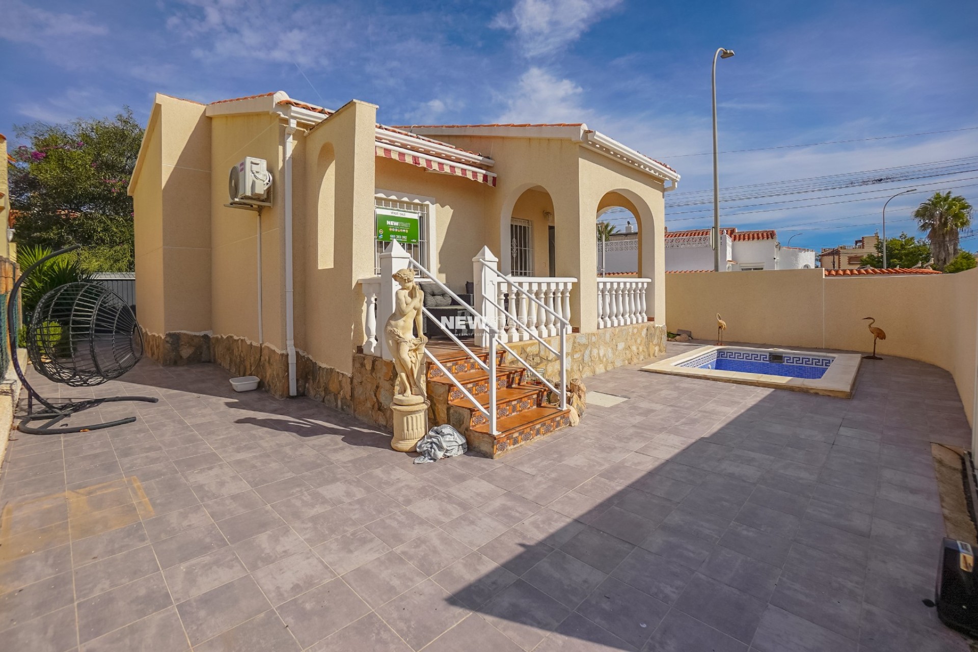 Resale - Detached - La Marina - Urb. La Marina