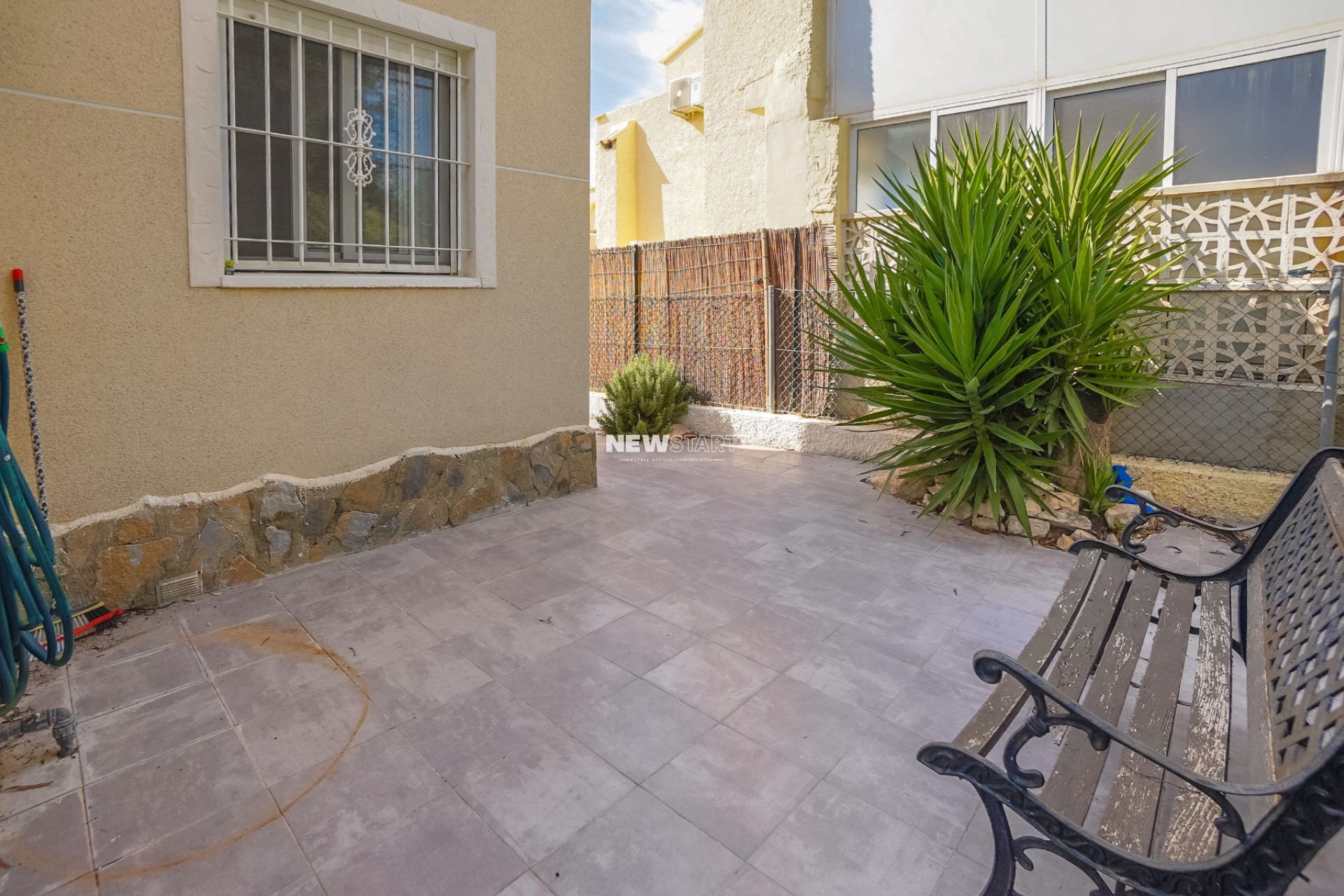 Resale - Detached - La Marina - Urb. La Marina