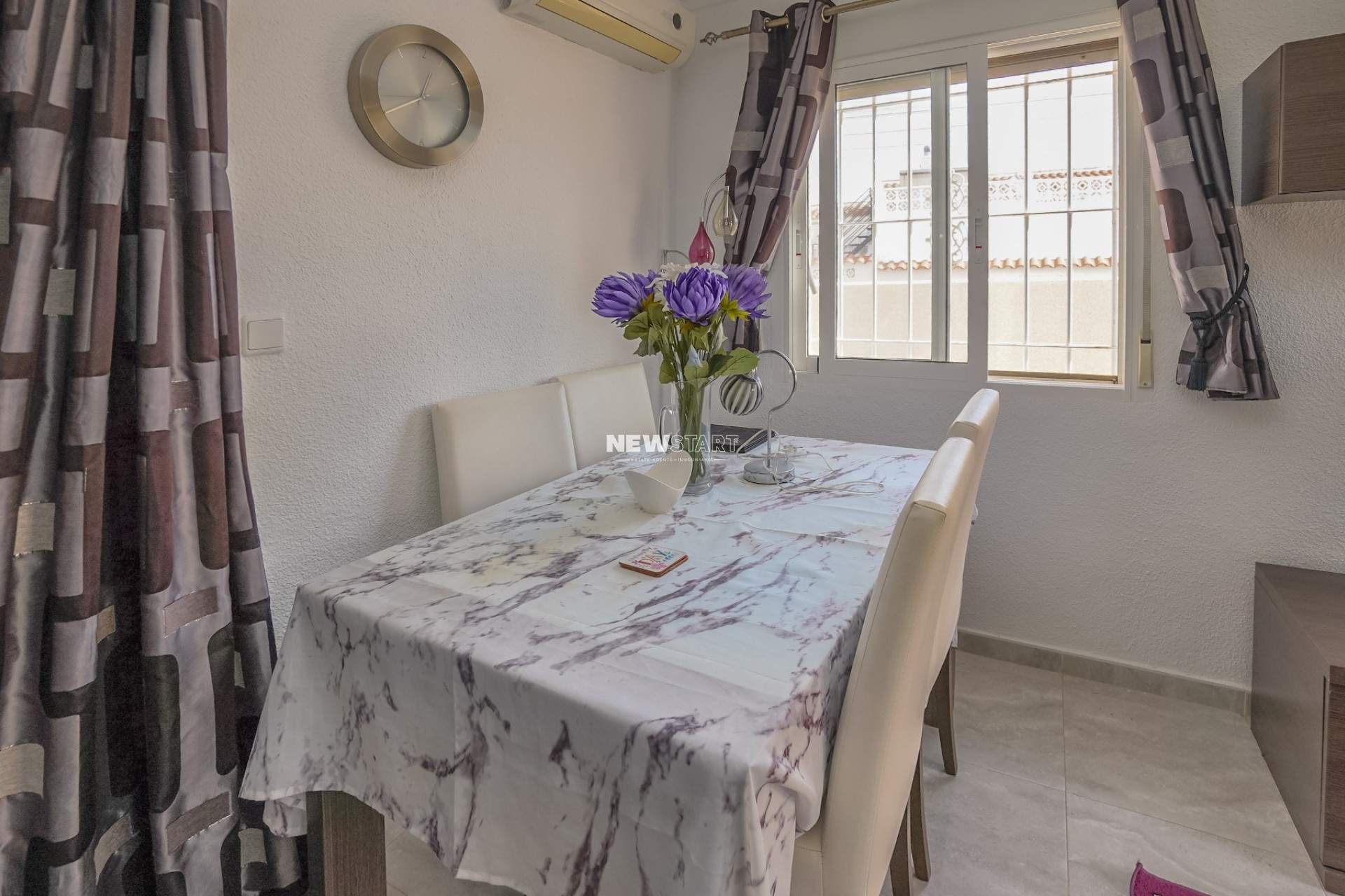 Resale - Detached - La Marina - Urb. La Marina