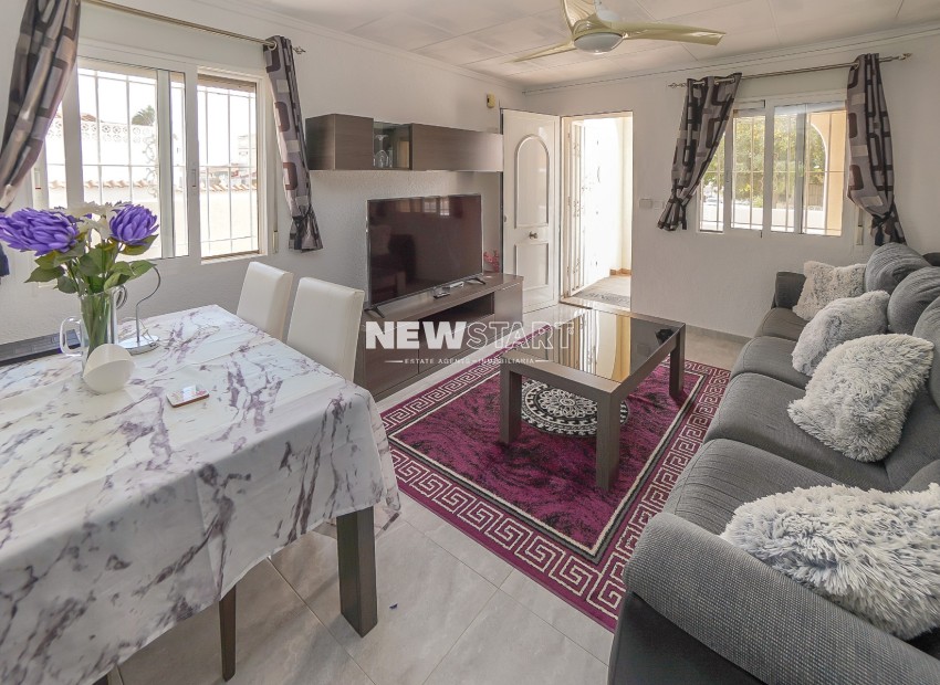 Resale - Detached - La Marina - Urb. La Marina