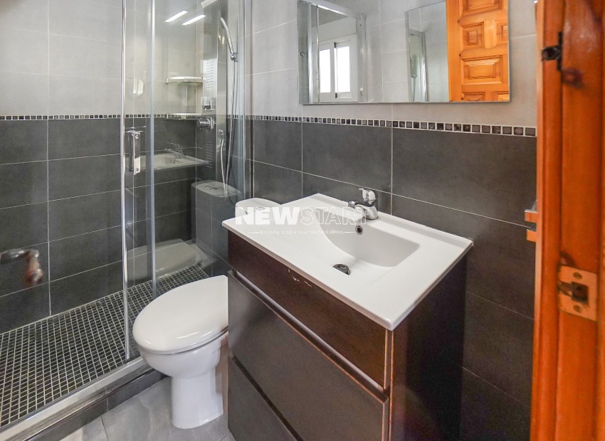 Resale - Detached - La Marina - Urb. La Marina