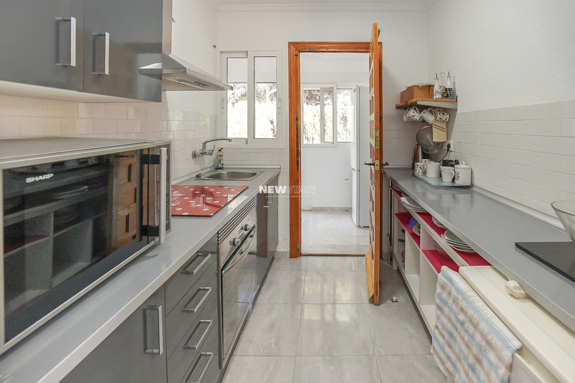 Resale - Detached - La Marina - Urb. La Marina