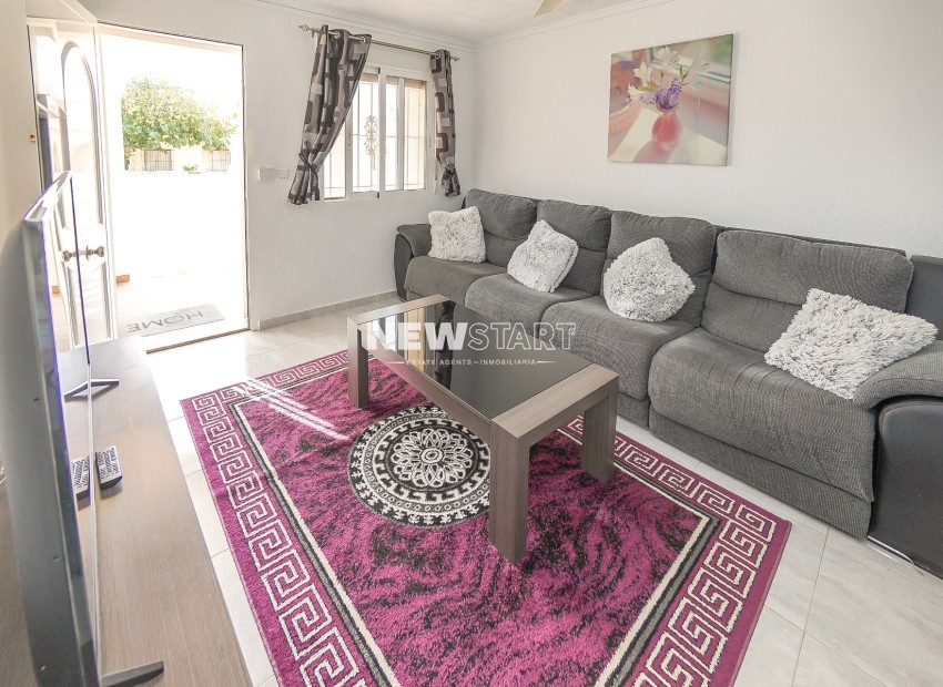 Resale - Detached - La Marina - Urb. La Marina