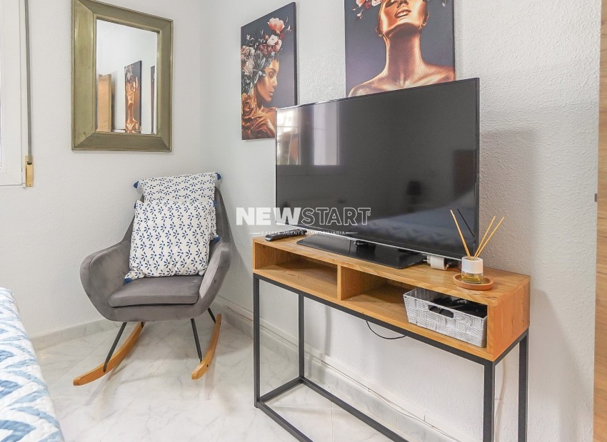 Resale - Detached - La Marina - Urb. La Marina