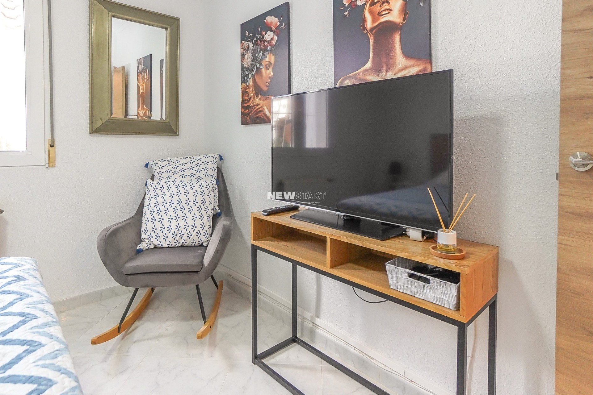 Resale - Detached - La Marina - Urb. La Marina