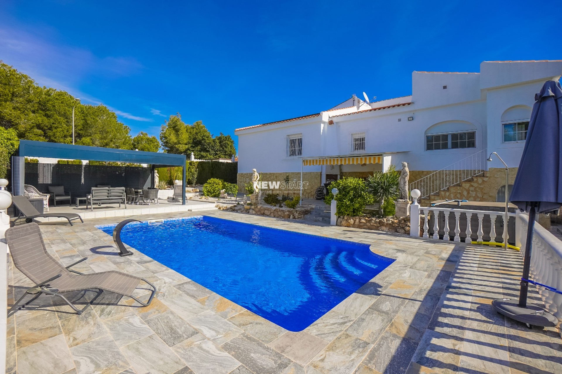 Resale - Detached - La Marina - Urb. La Marina