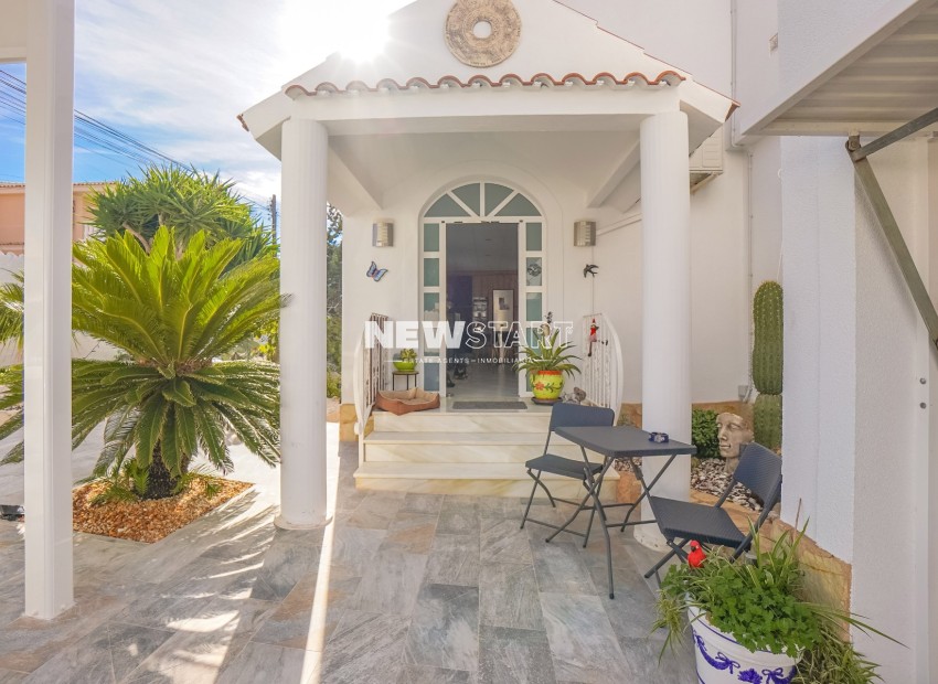 Resale - Detached - La Marina - Urb. La Marina