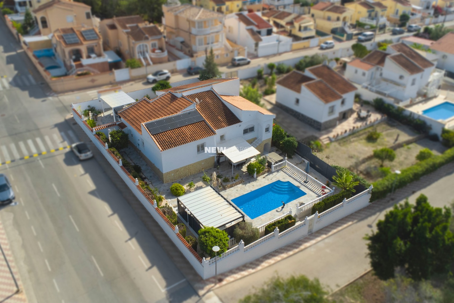 Resale - Detached - La Marina - Urb. La Marina