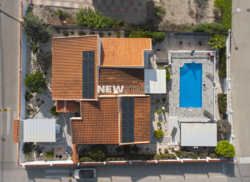 Resale - Detached - La Marina - Urb. La Marina