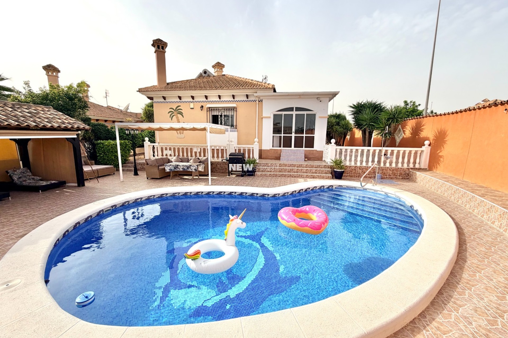 Resale - Detached - La Marina - Urb. La Marina