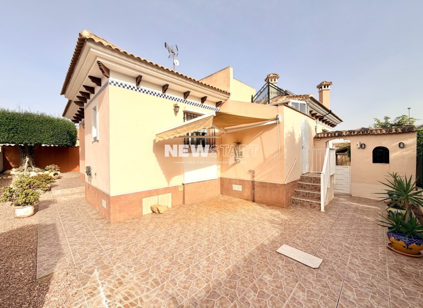 Resale - Detached - La Marina - Urb. La Marina