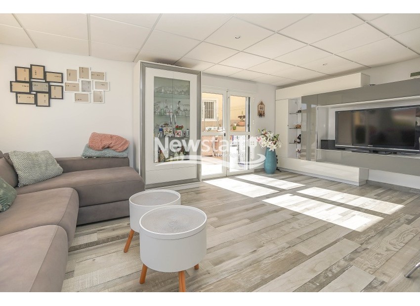 Resale - Detached - La Marina - Urb. La Marina